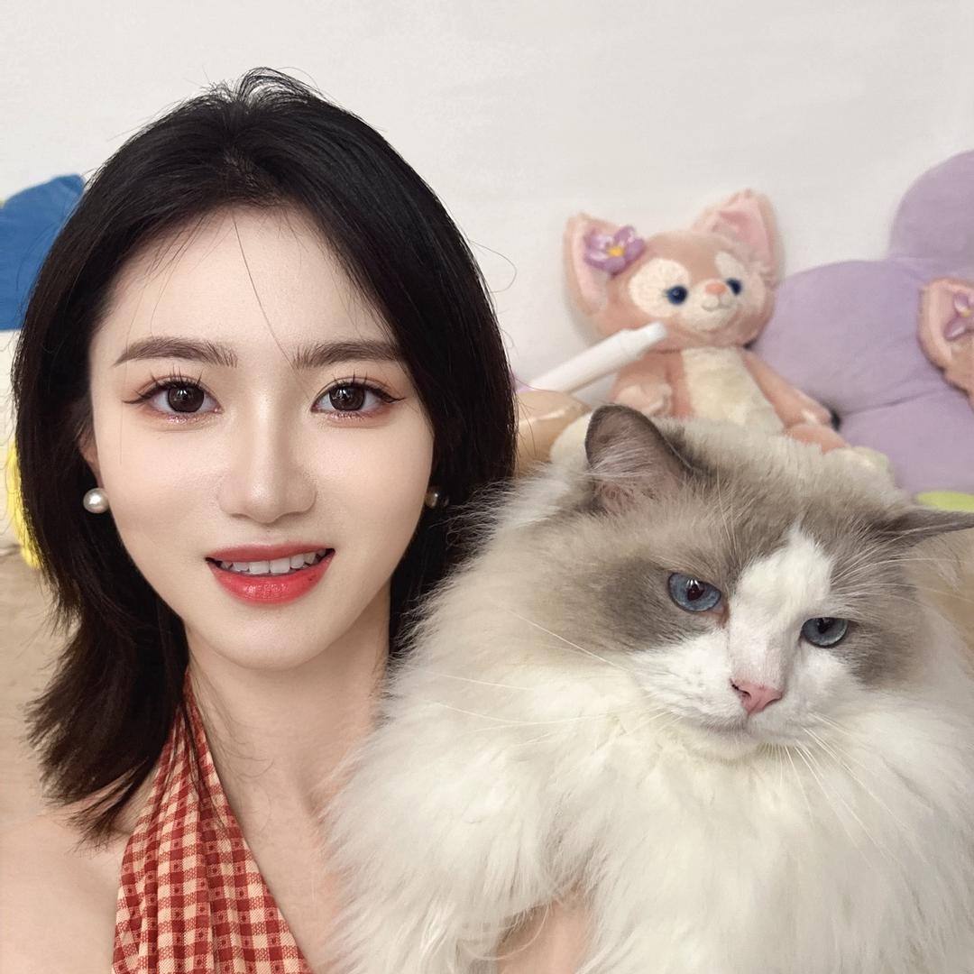 有犄角的财