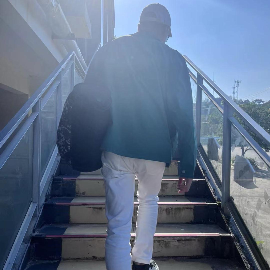 半生执着，半生释怀