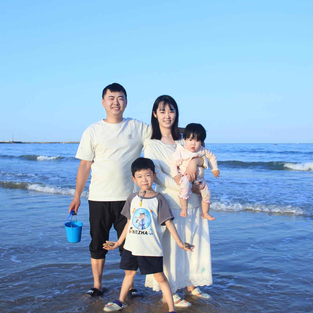 邱崽崽带俩娃ᐝ
