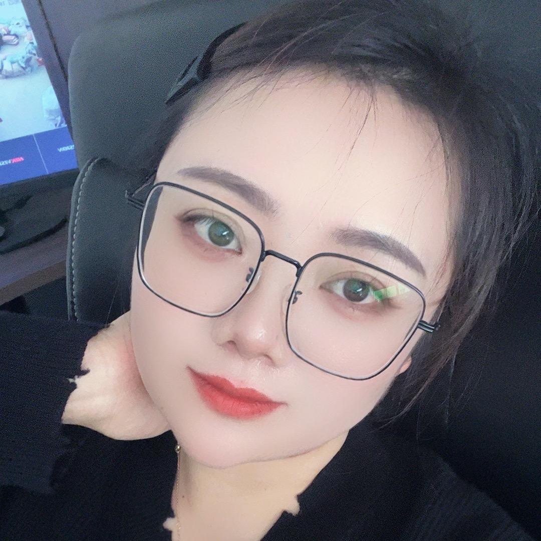 吉吉子服饰1