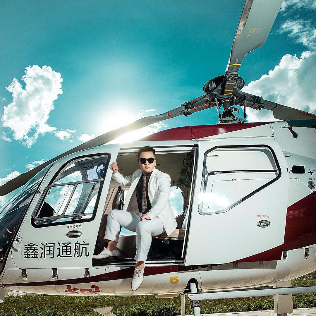 固白村最拉风呢男人🧍‍♂️