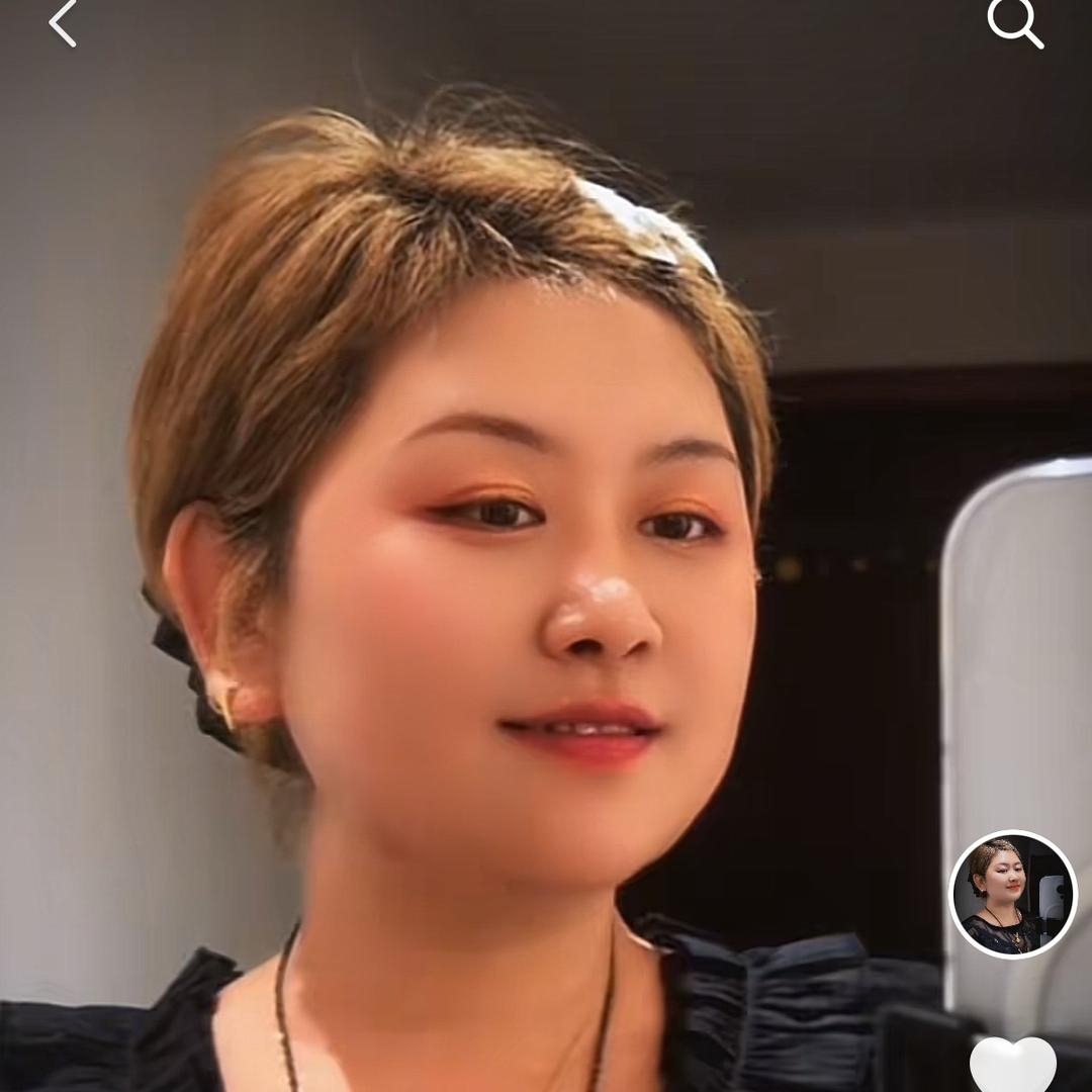 W❣️❣️轻舟已过❣️❣️