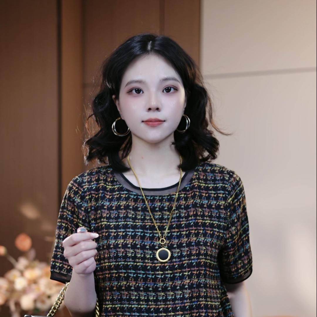 深圳奕辰原创女装