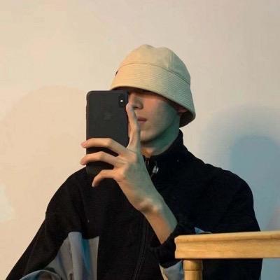 挽欣.