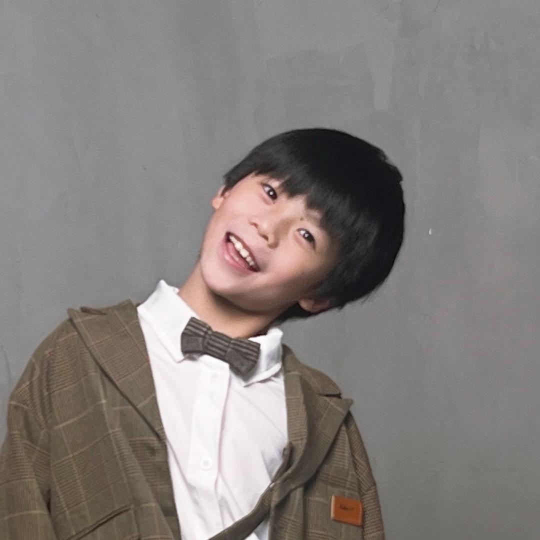 翔翔弟弟(8岁)