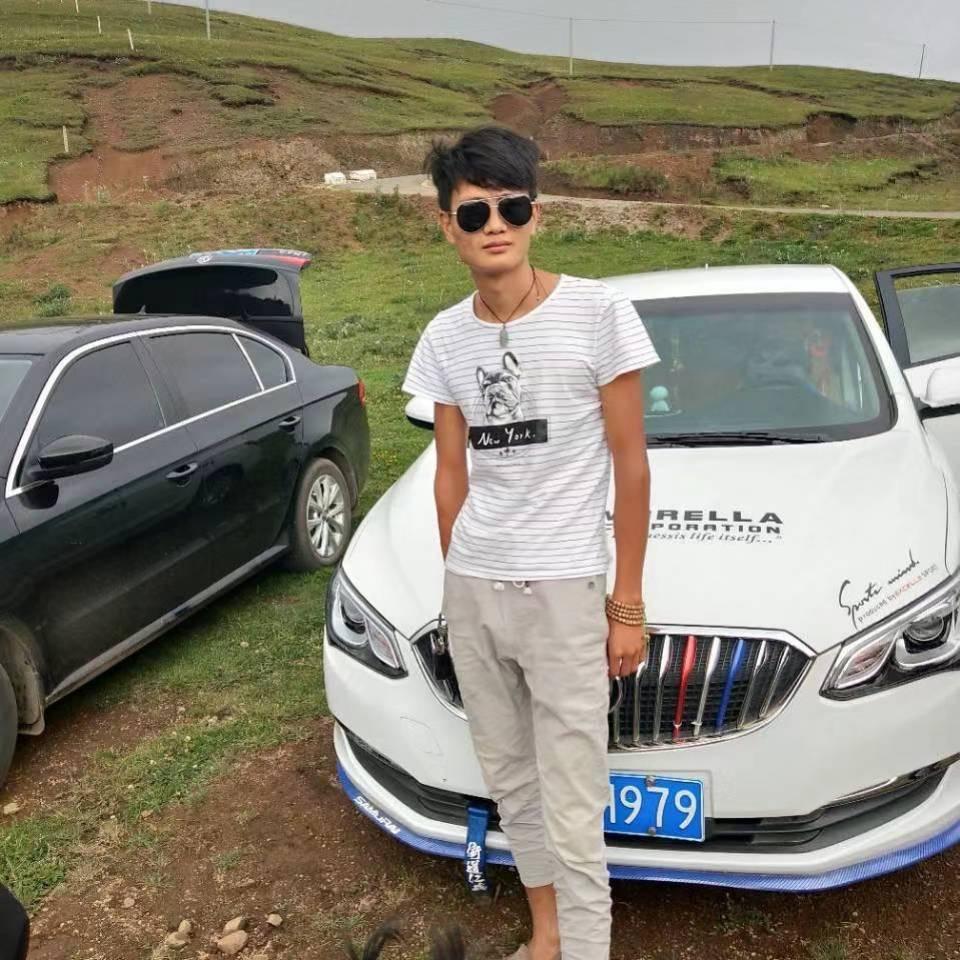 开挖机卖🐷肉的小陈