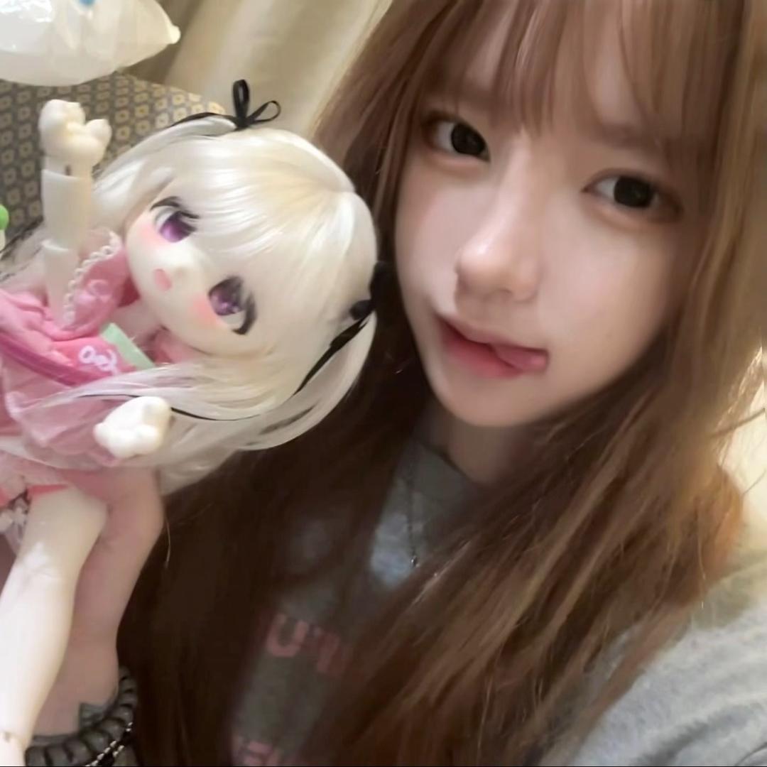 瞳