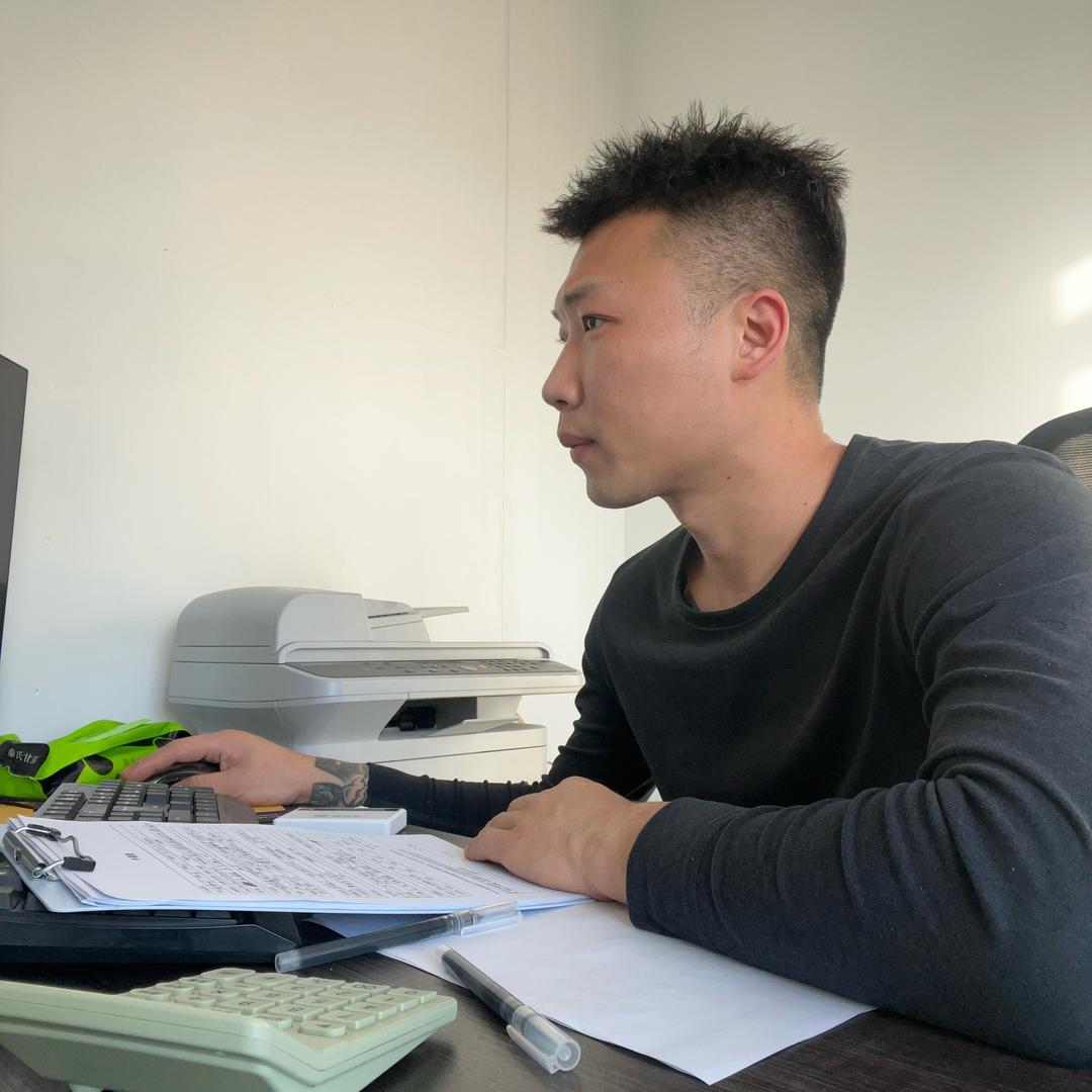 不练回八块腹肌不改网名