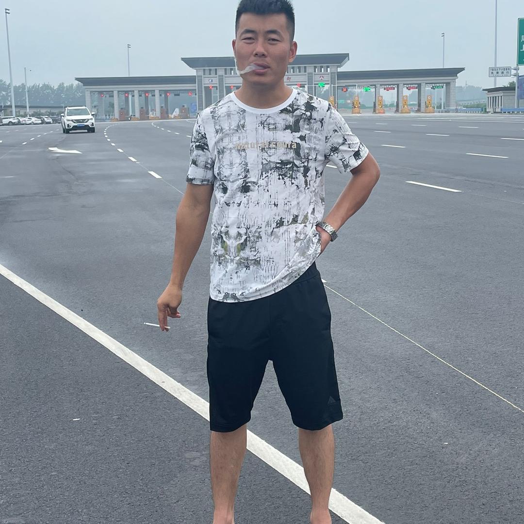 欢迎.,.,.,.结巴哥.,👏