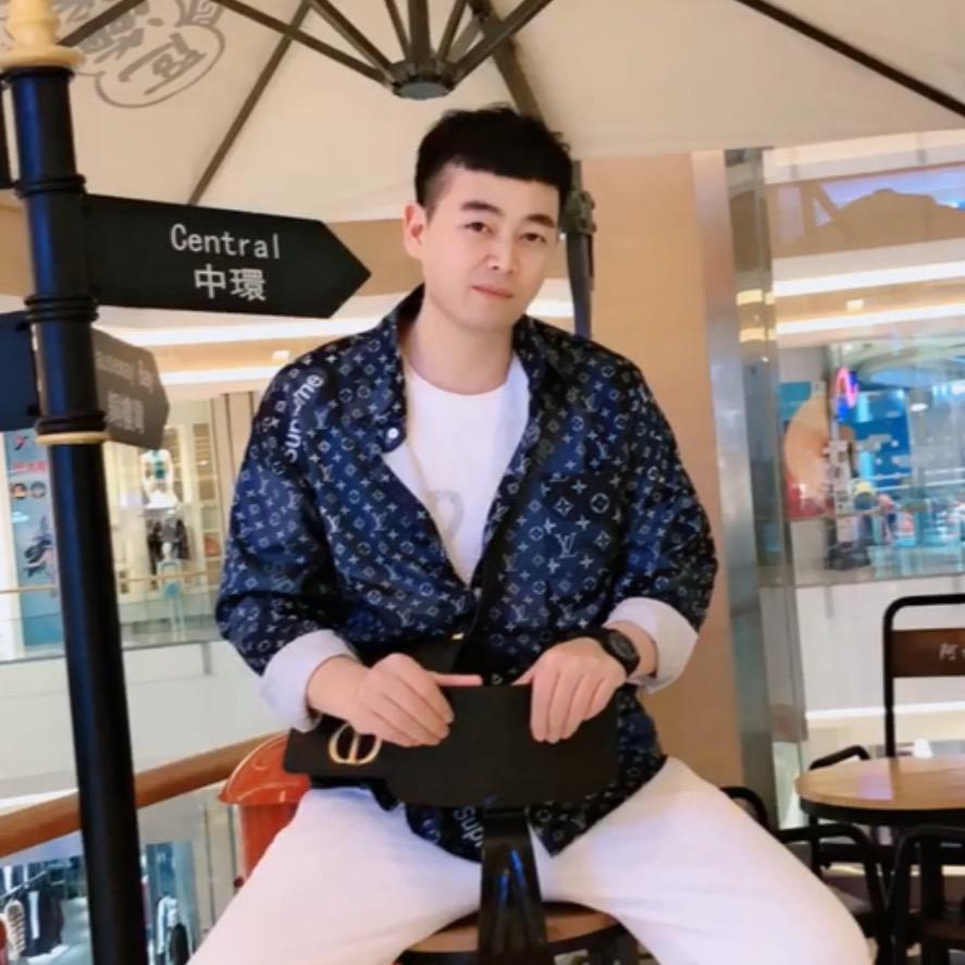 曹上飞