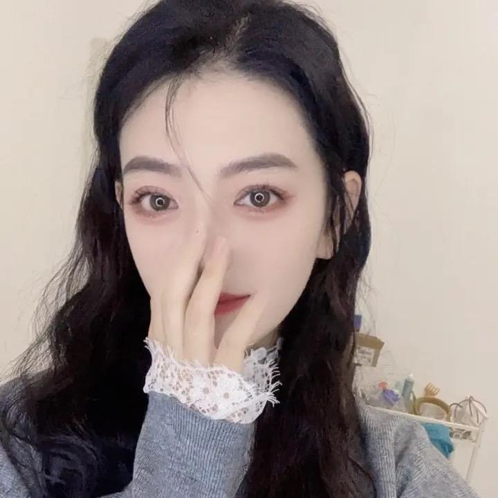 辉辉，