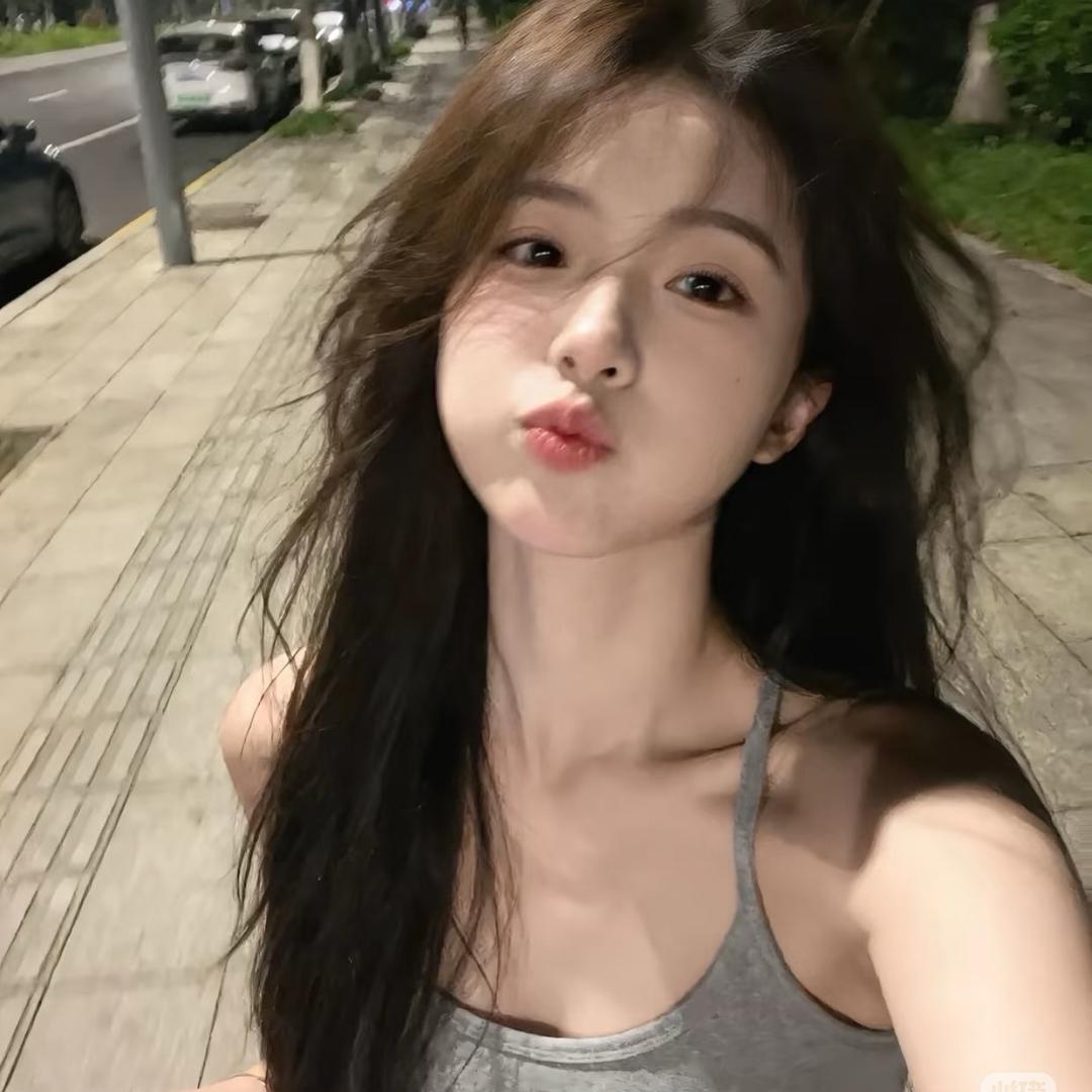G ♡ ₊⁺