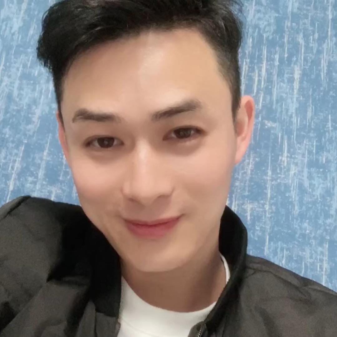 小黑马