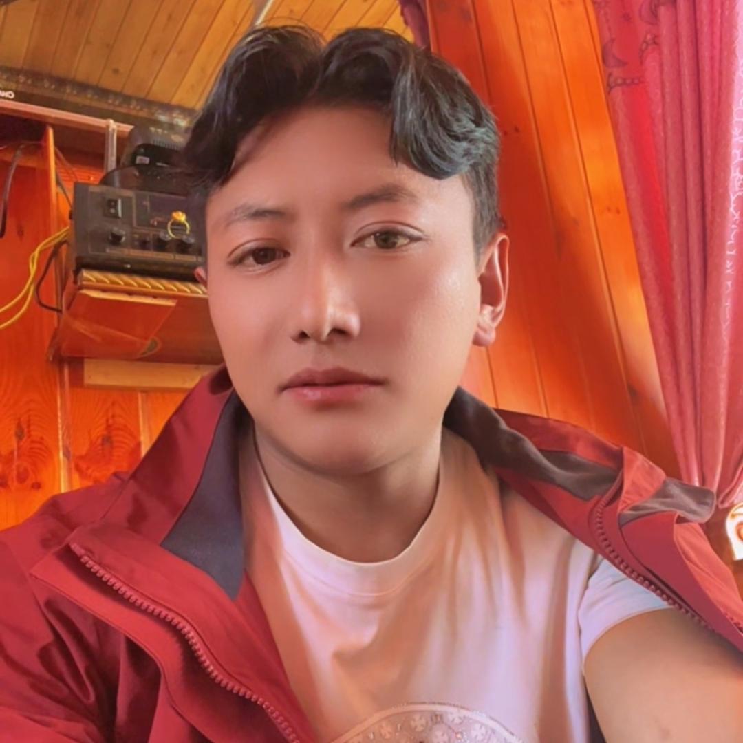 罗布多吉