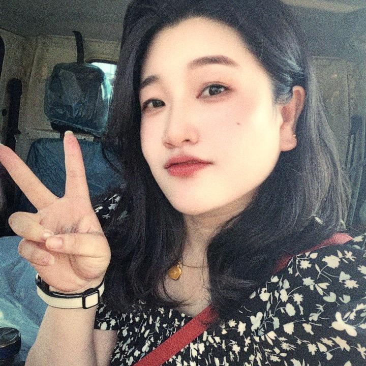 小李会计💫