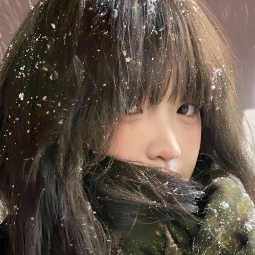 明月（认准本人回关）