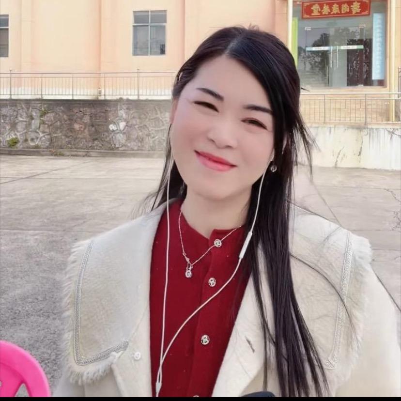 思雨（小号）唱歌主播🎤