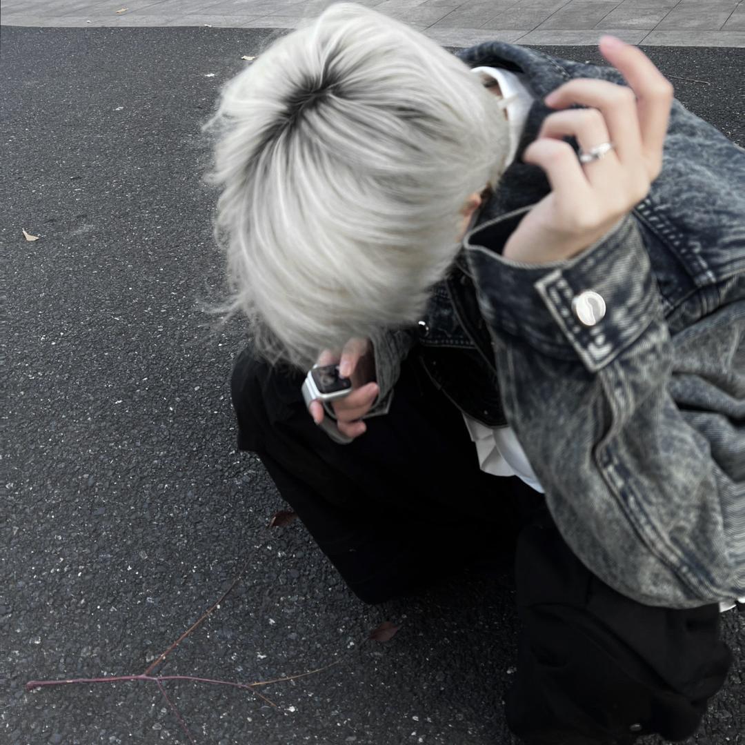 七点.