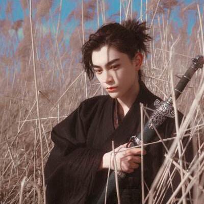 碎了一地的诺言