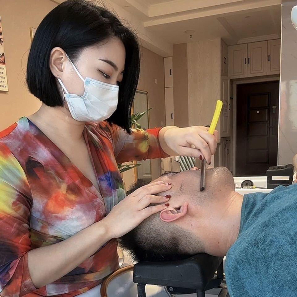 潘妹儿工作室（刮脸修面）