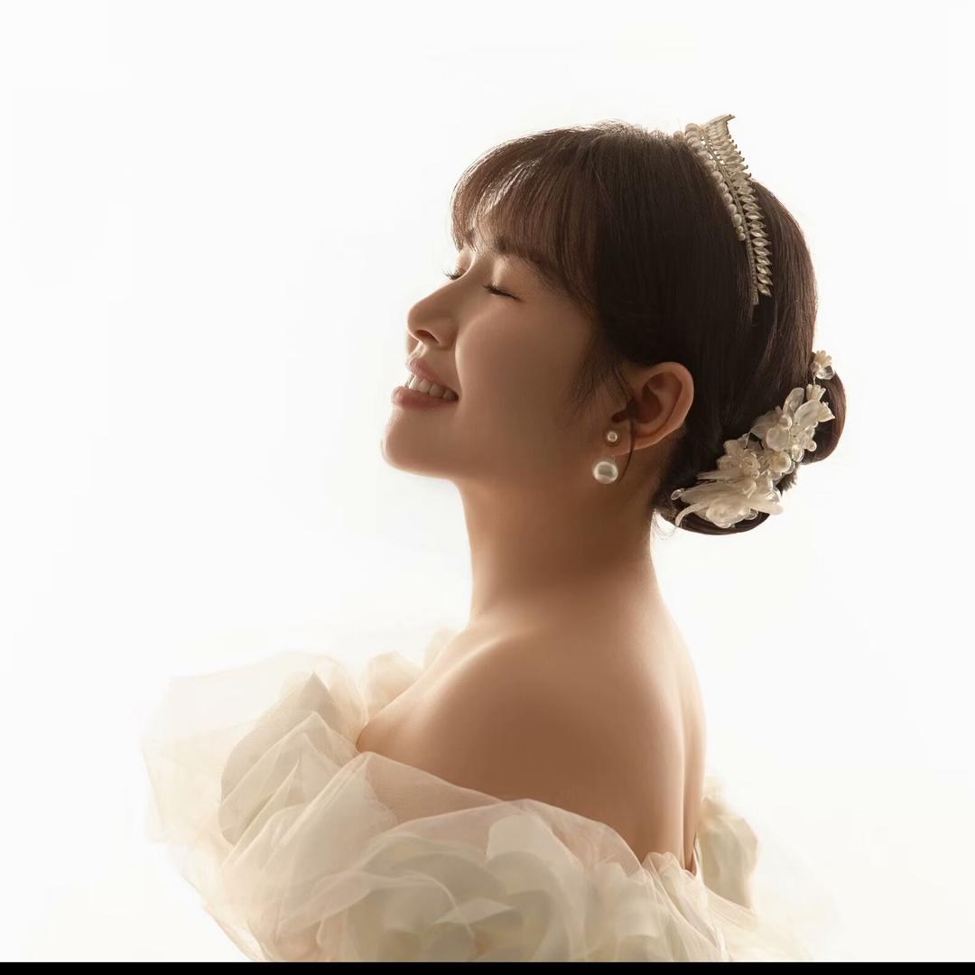 小冯冯（哺乳期)