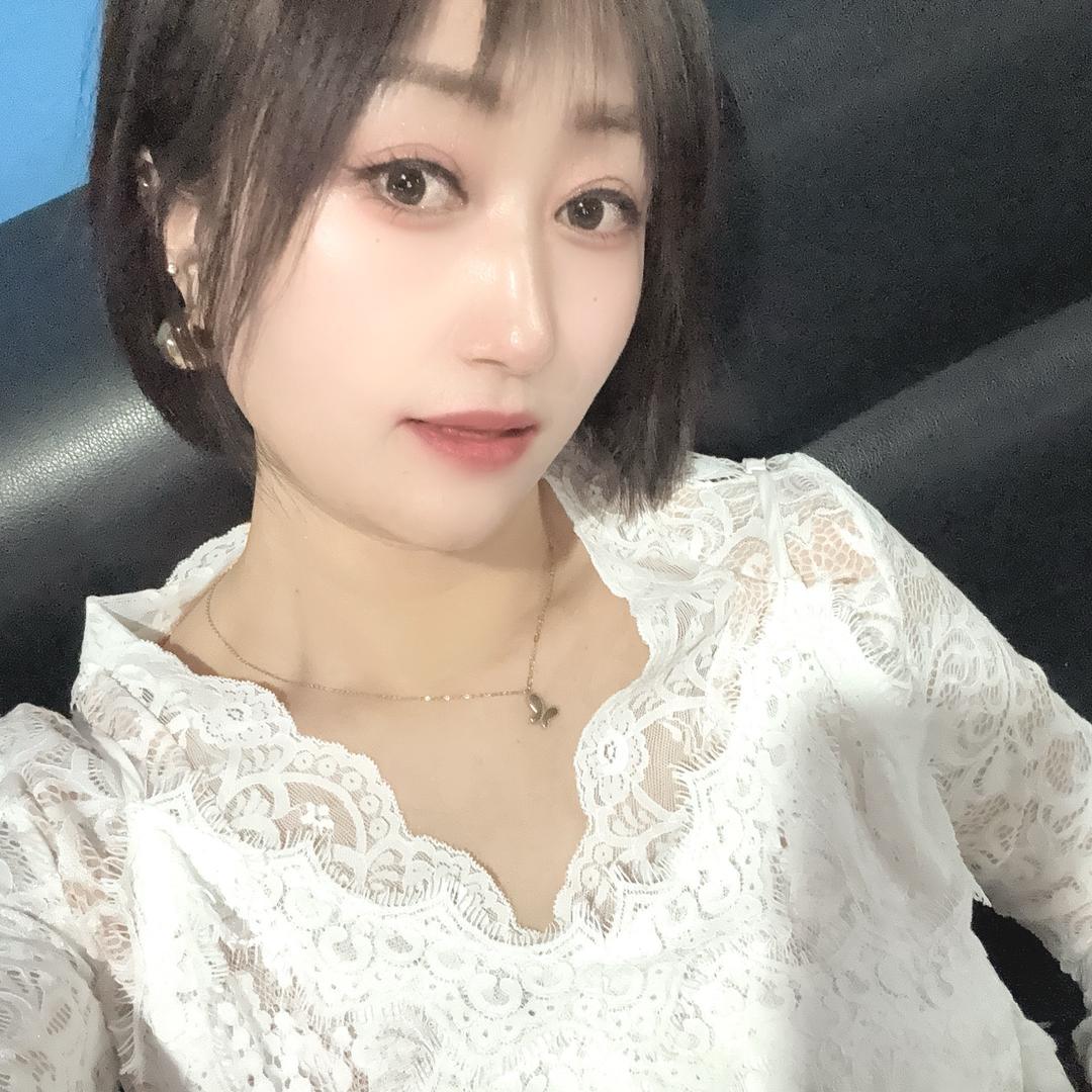 静静💃