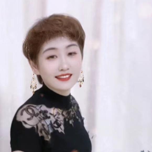 望湖市场4一24小王服饰