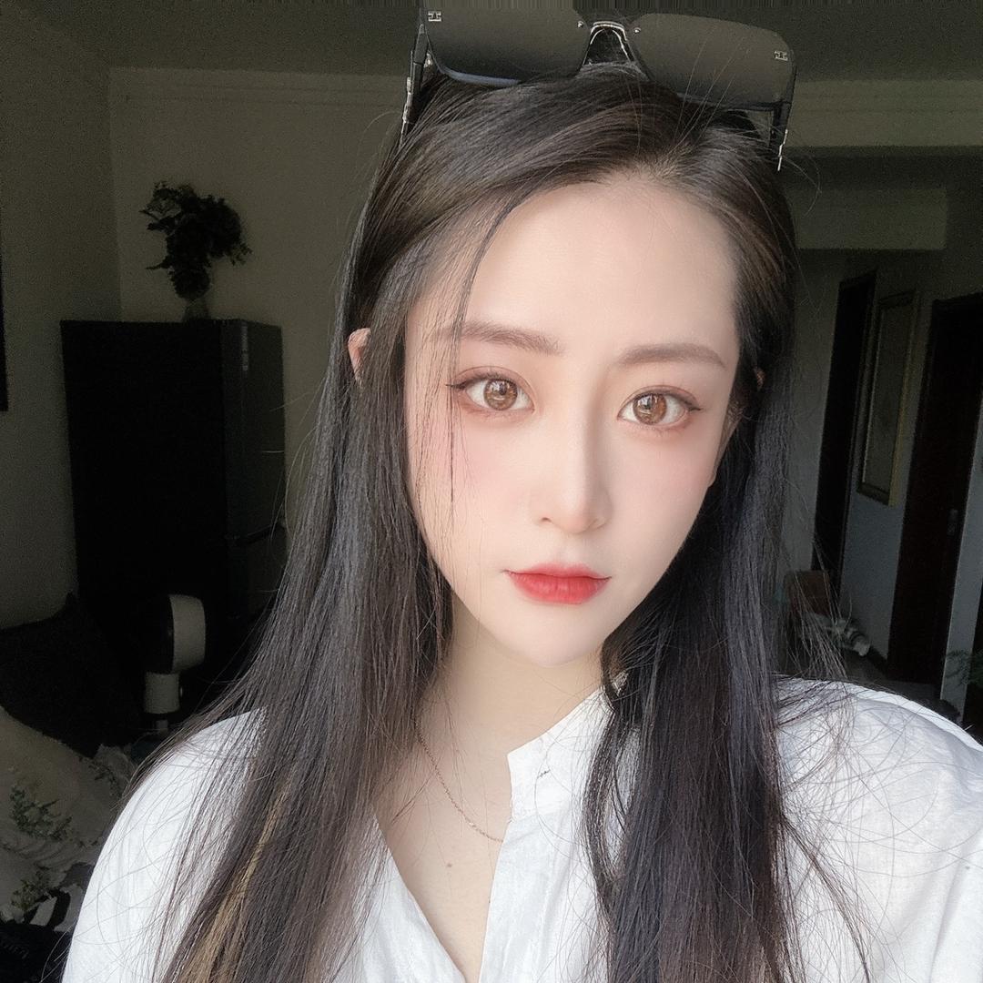 财神爷暴富暴瘦颜值暴表健康快乐的美女富婆