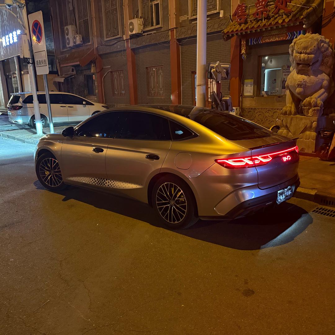 郝温柔的秦L
