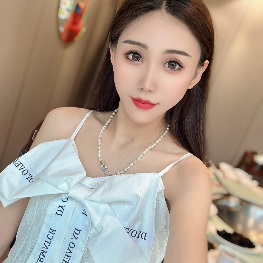 Y小姐服饰
