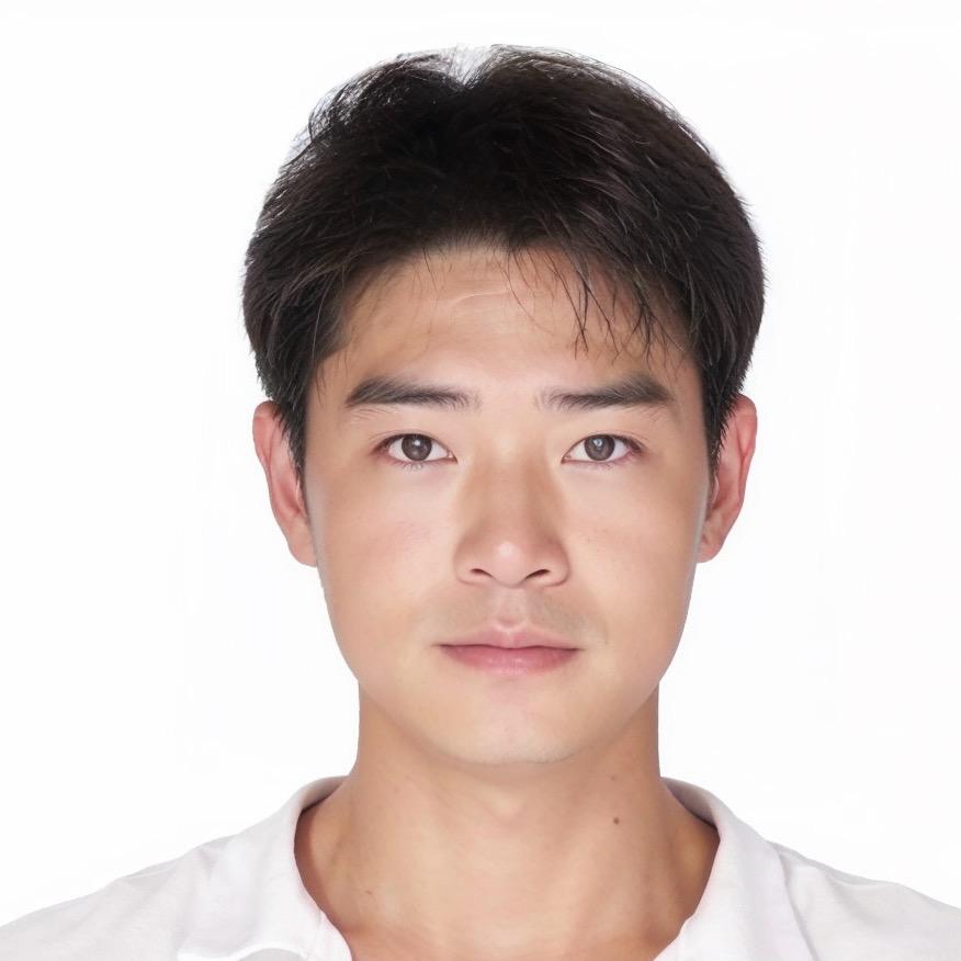 在昭鲁做墓碑的小杨