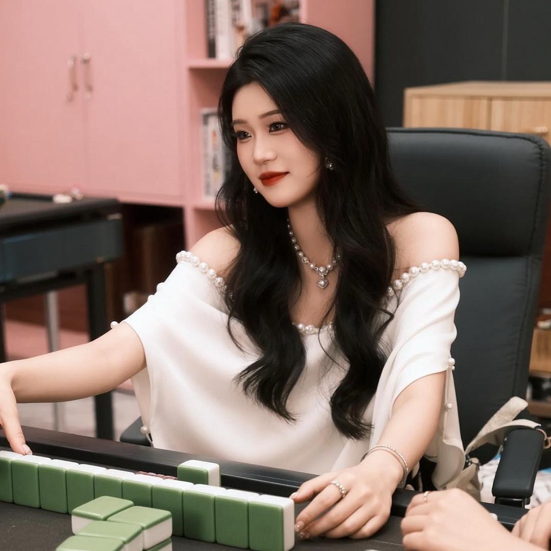 杨小丽