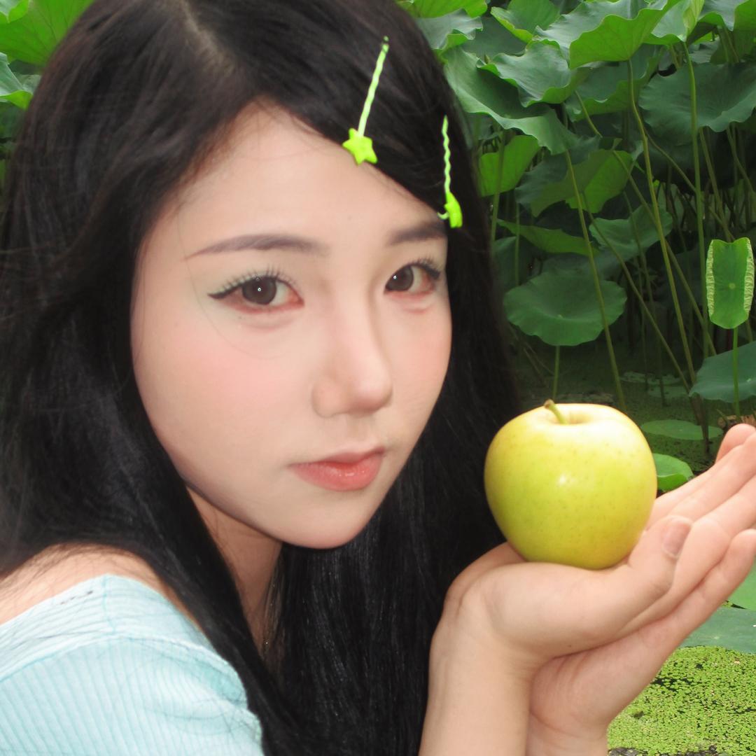 甜美少女程咬金