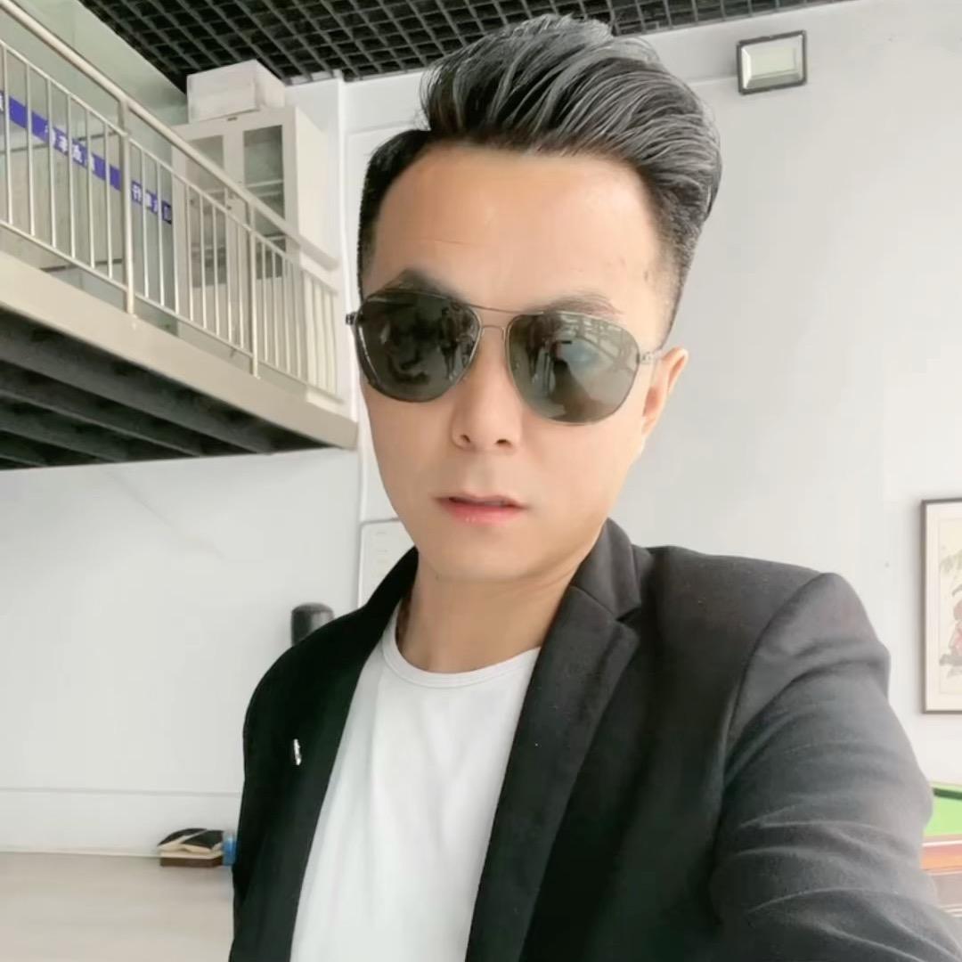 （卖汽车的小哥哥）三门峡鼎点车行