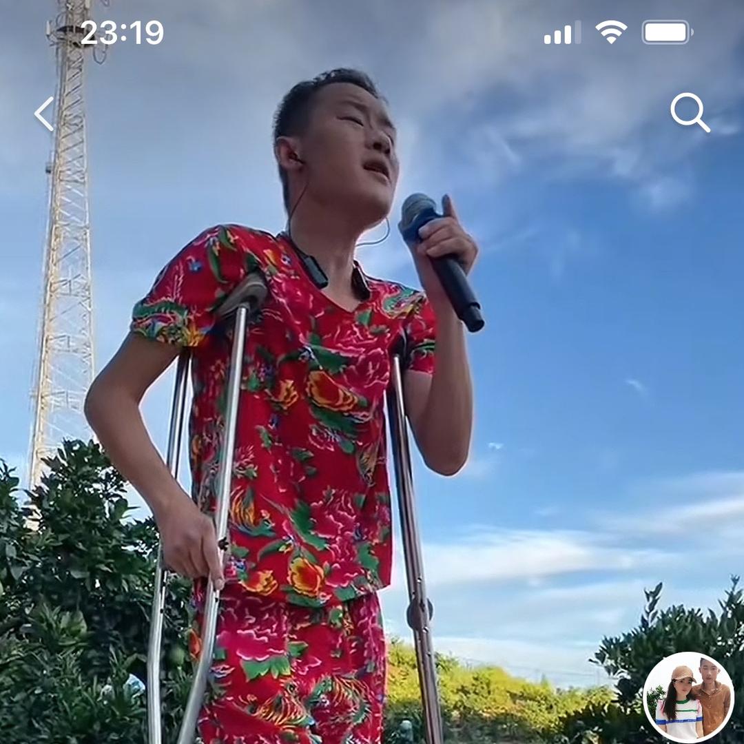 小黑🎤