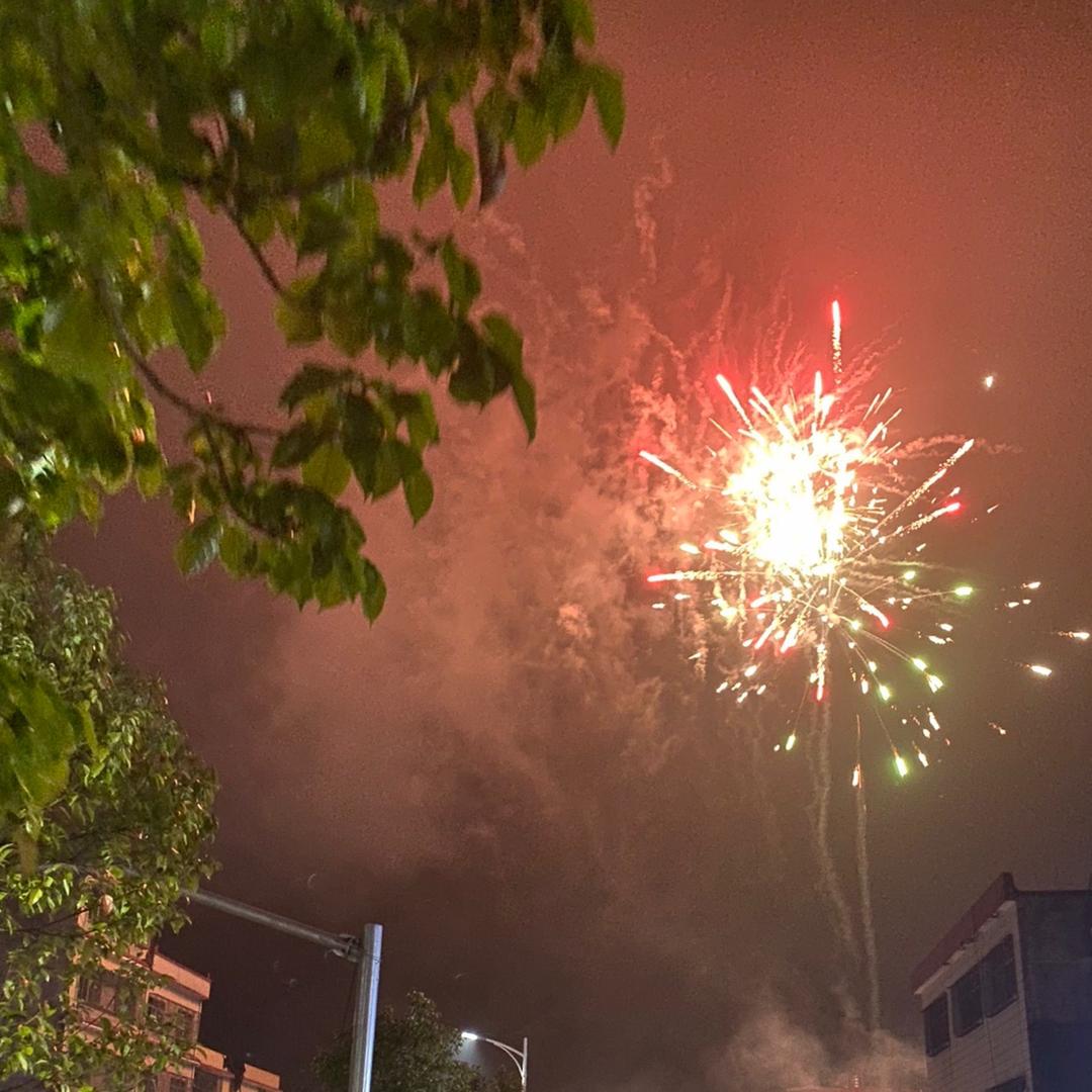 闪闪红星✨