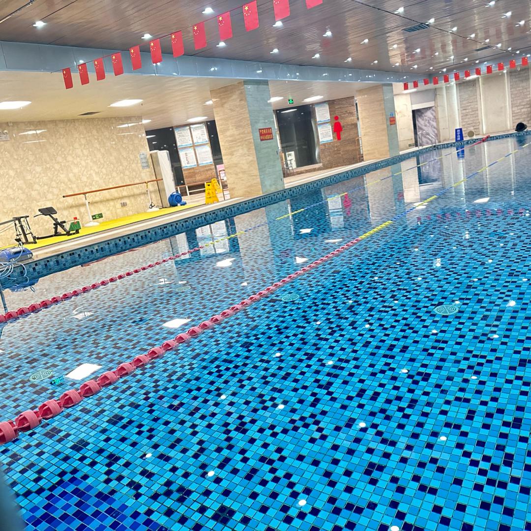 中康国际游泳健身