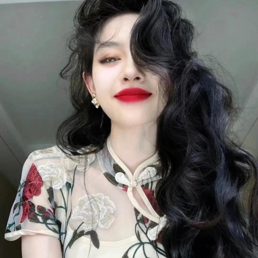 博山区鑫亿造型美容美发店