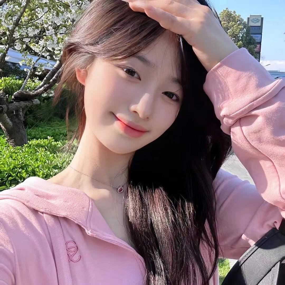 虹虹爱吃糖