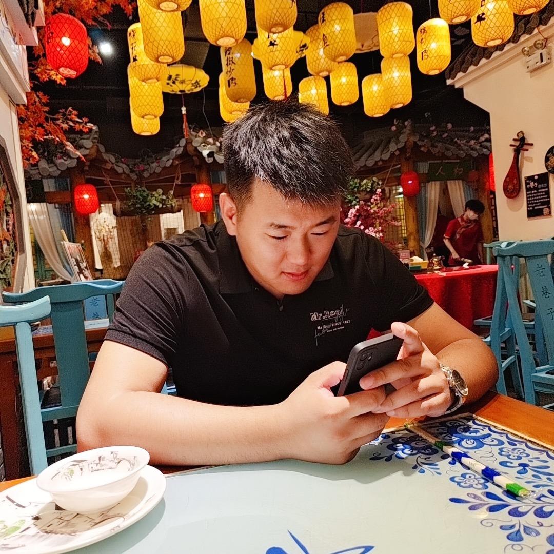 枫林秋晚几度寒丶