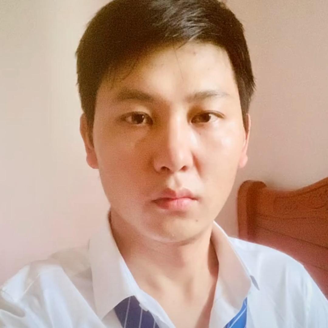 才智双全的凌霄哥头像