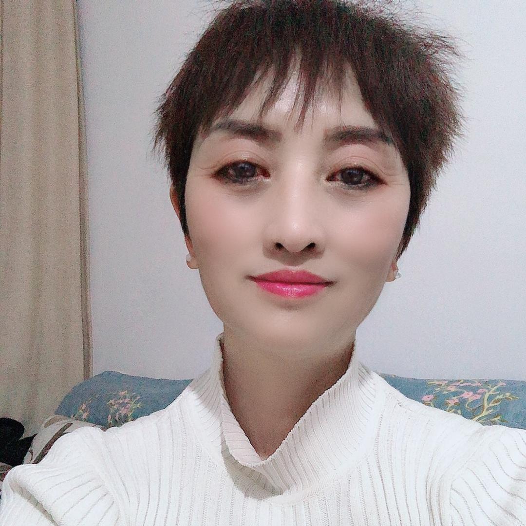 苹姐每天早上6:10 分开播