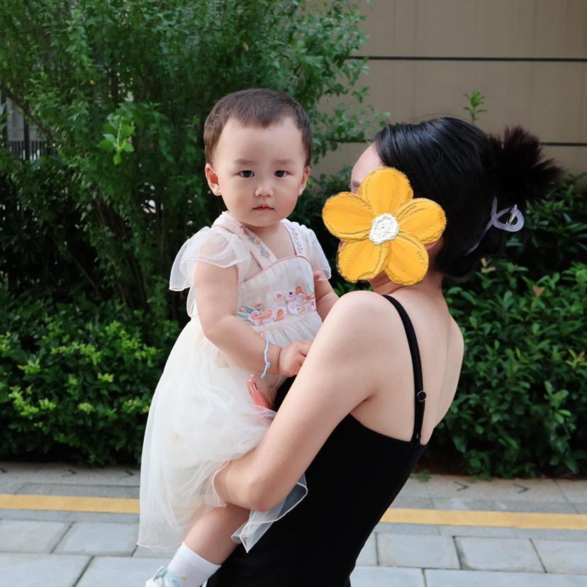 偷喝汽水的猫🤷‍♀️