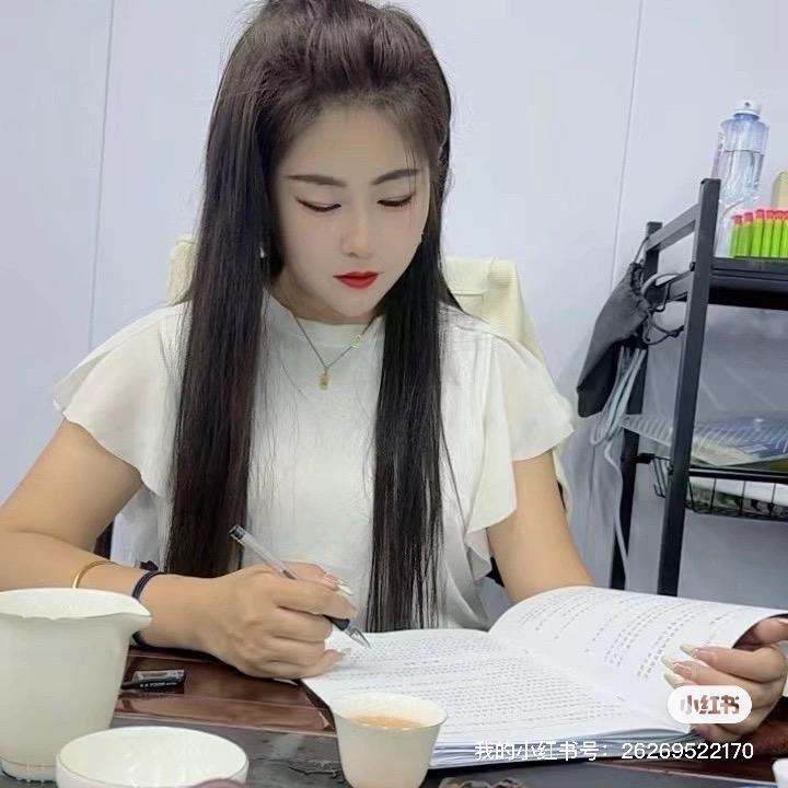 会改车的小杨梅