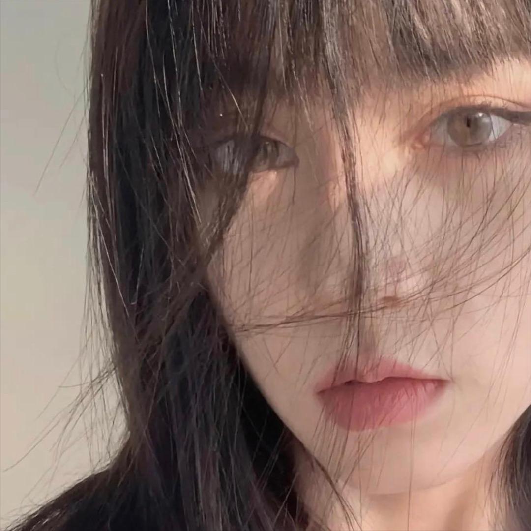 Lily•李李👗