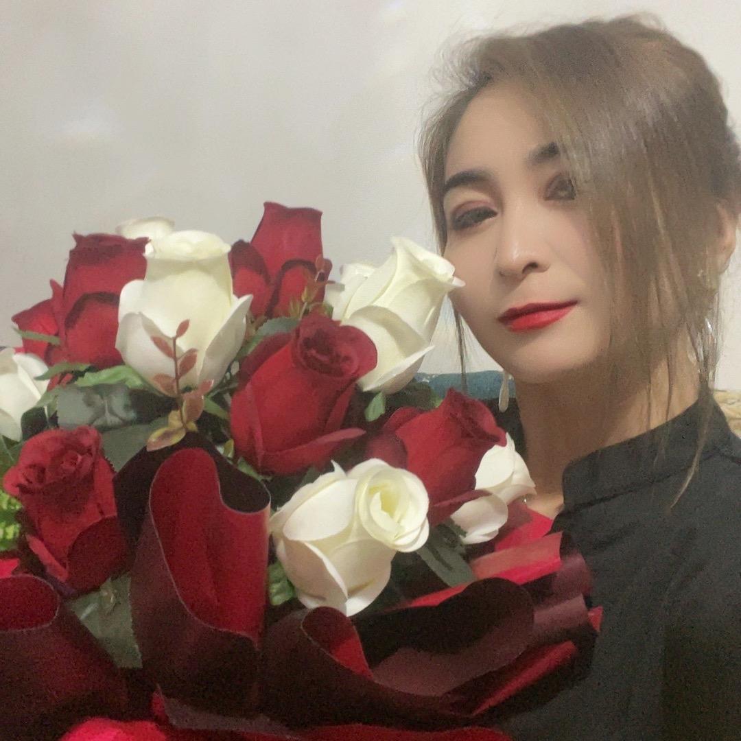 白姑娘奶制品肉制品店