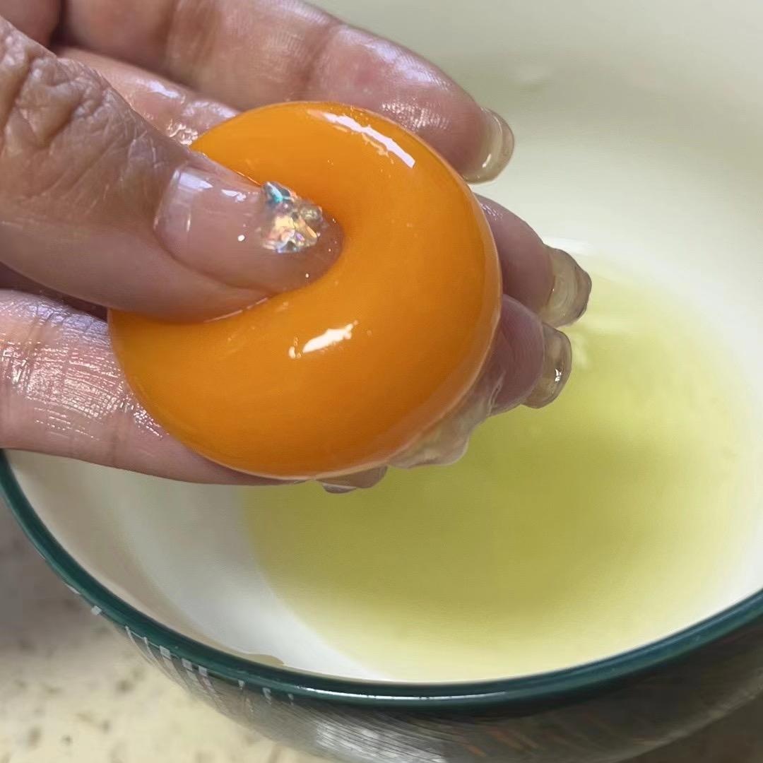 小影家可生食虫草蛋