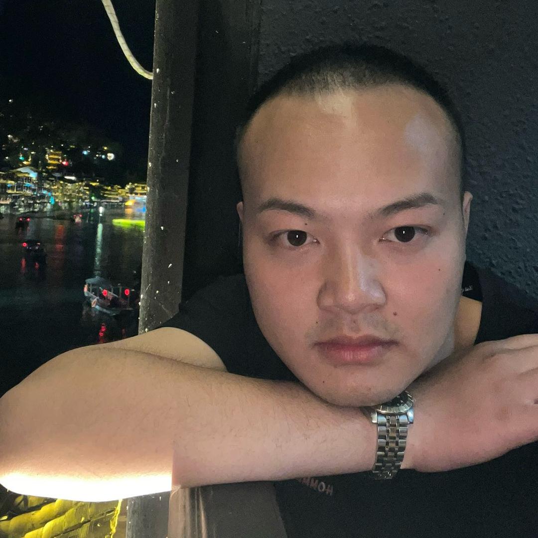 养了一只帕萨特