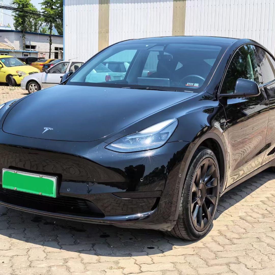 阿恒电车（特斯拉）