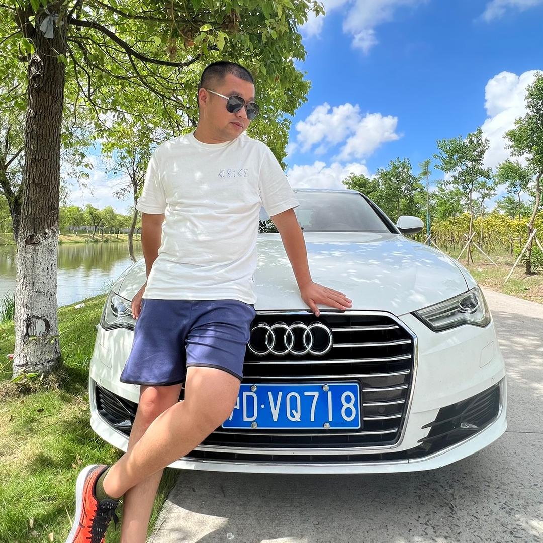 上海悦凡汽车装潢有限公司